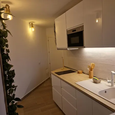 Inside The Wave B Apartment