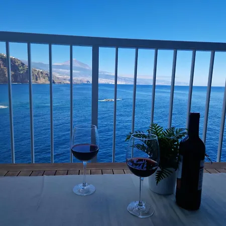 Apartment Inside The Wave B *